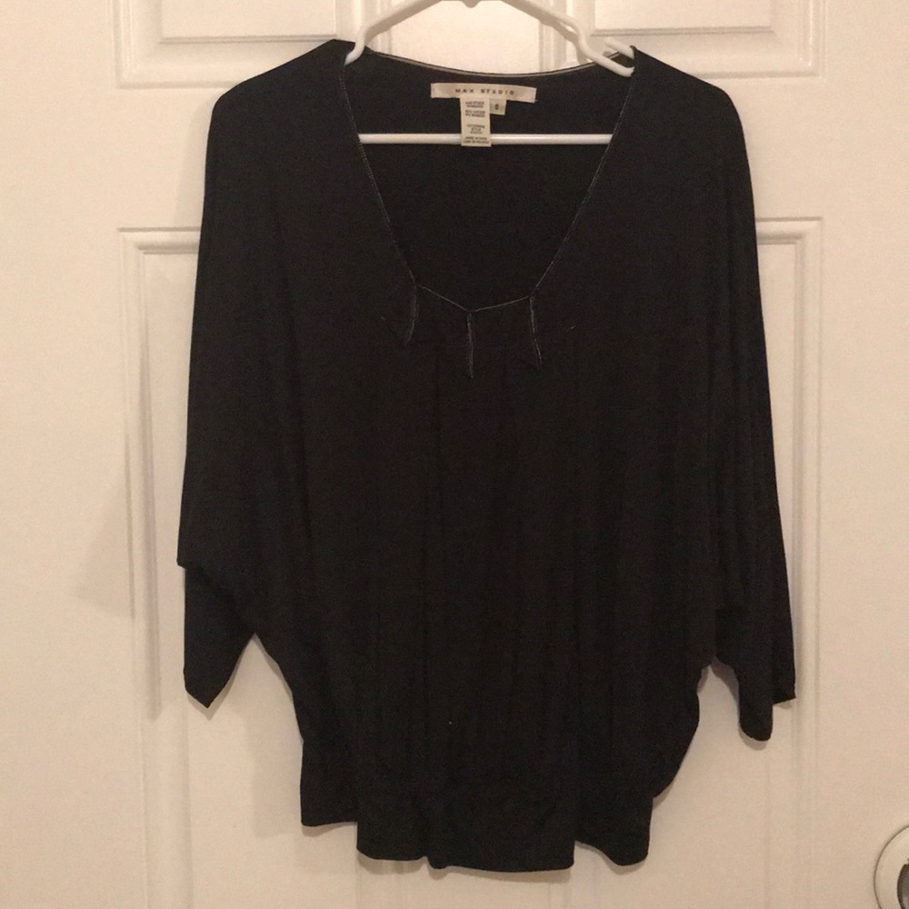 Max Studio black top